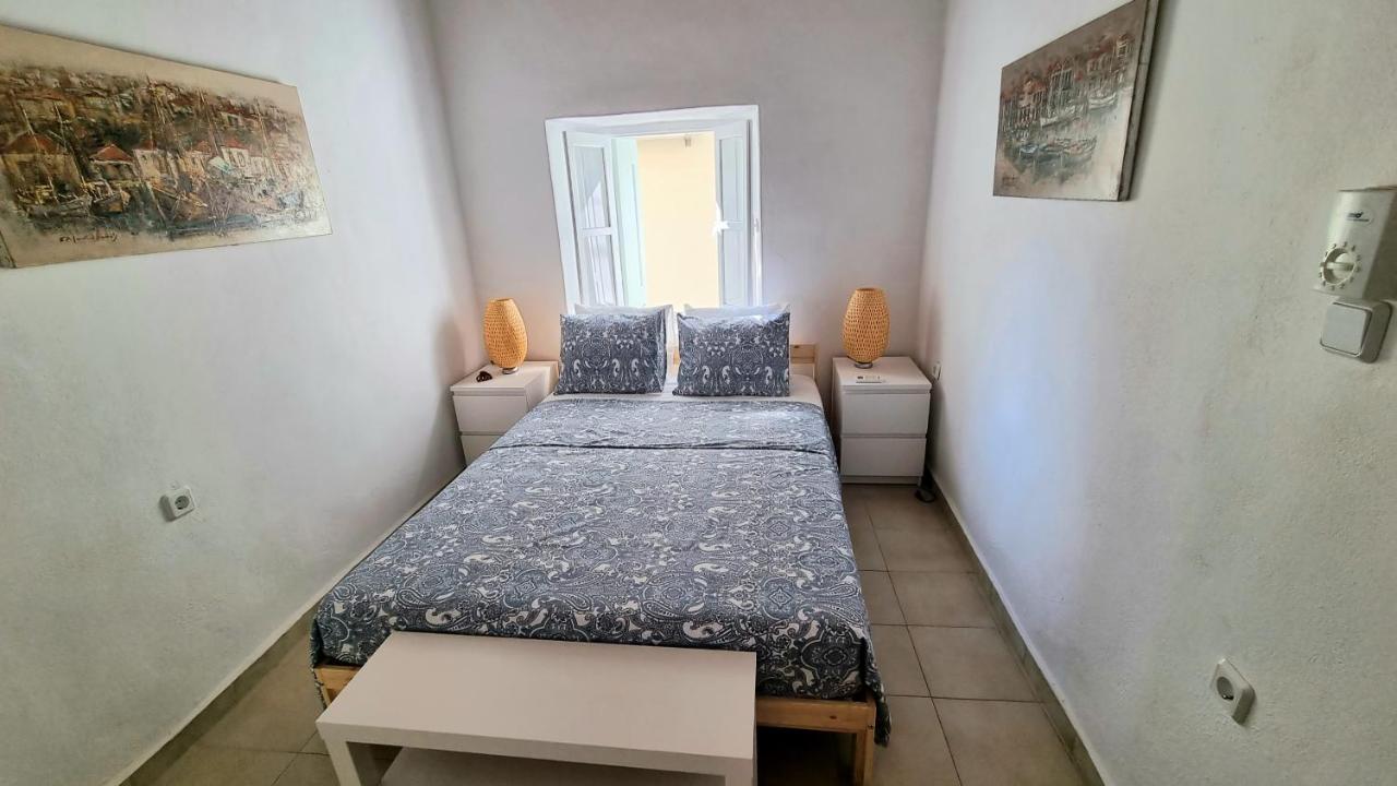 Kozas Art House, Symi Apartamento Exterior foto