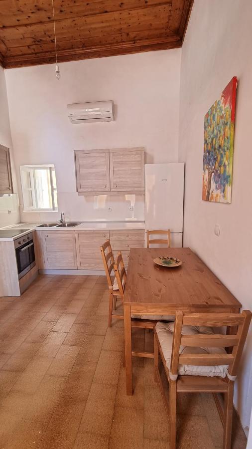 Kozas Art House, Symi Apartamento Exterior foto