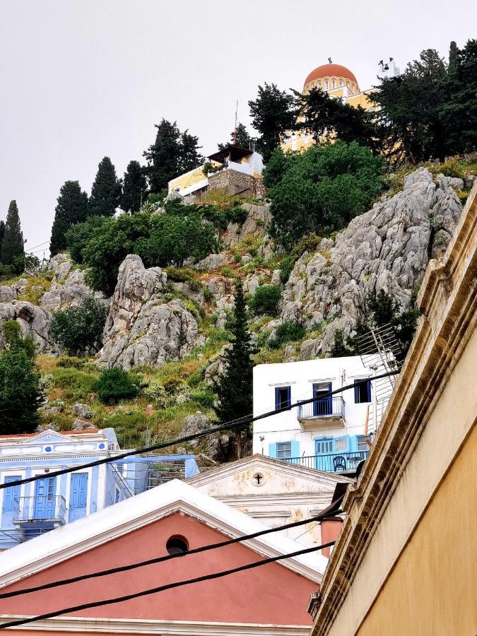 Kozas Art House, Symi Apartamento Exterior foto