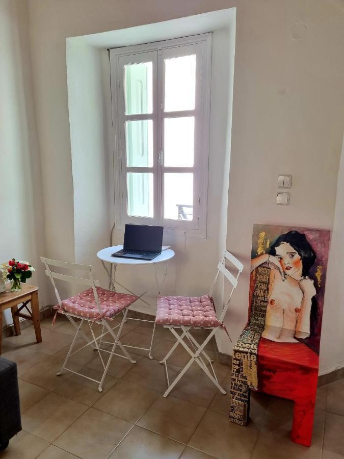 Kozas Art House, Symi Apartamento Exterior foto